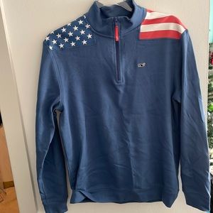 Vineyard vines pullover, size S